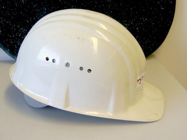 hard hat - OldCrow - Wikipedia
